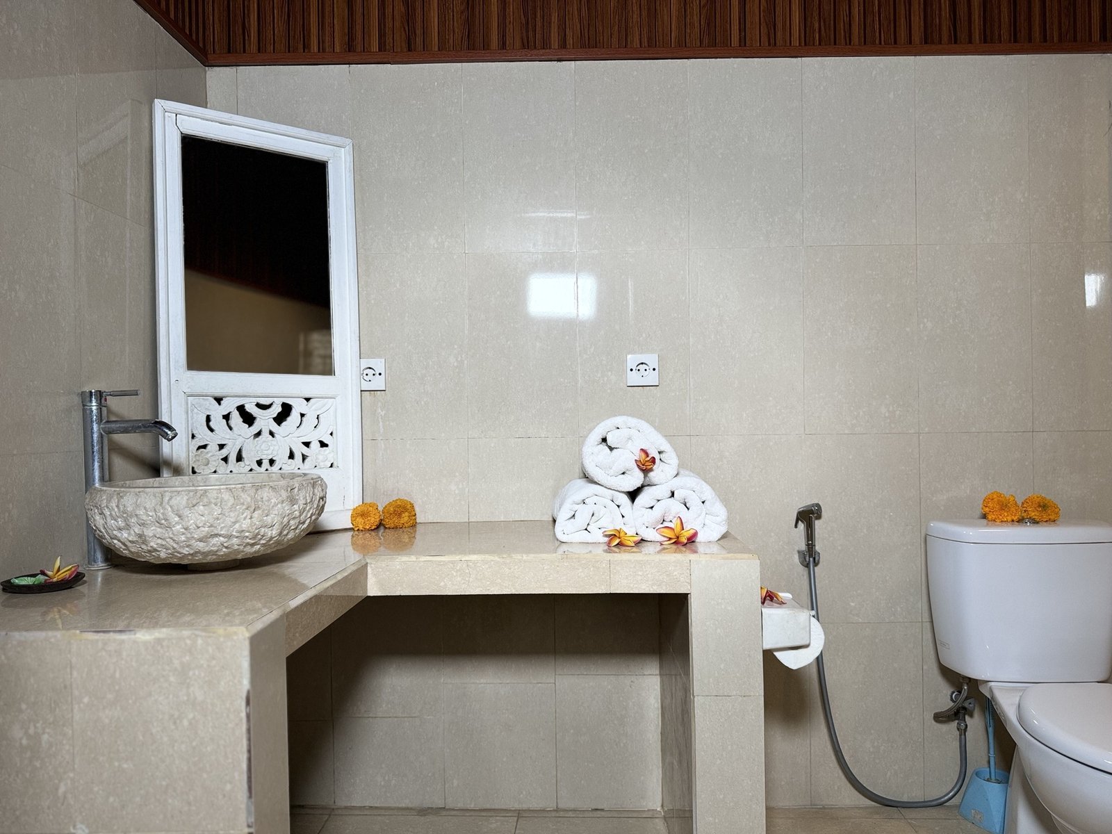 Villa Krishna Bathroom