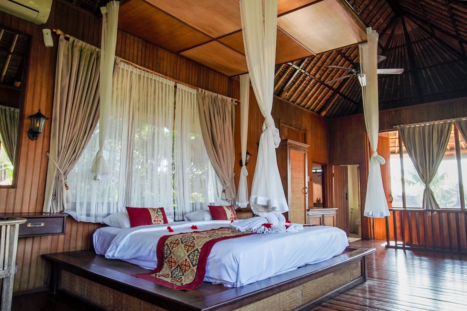 Villa Sujati Bedroom