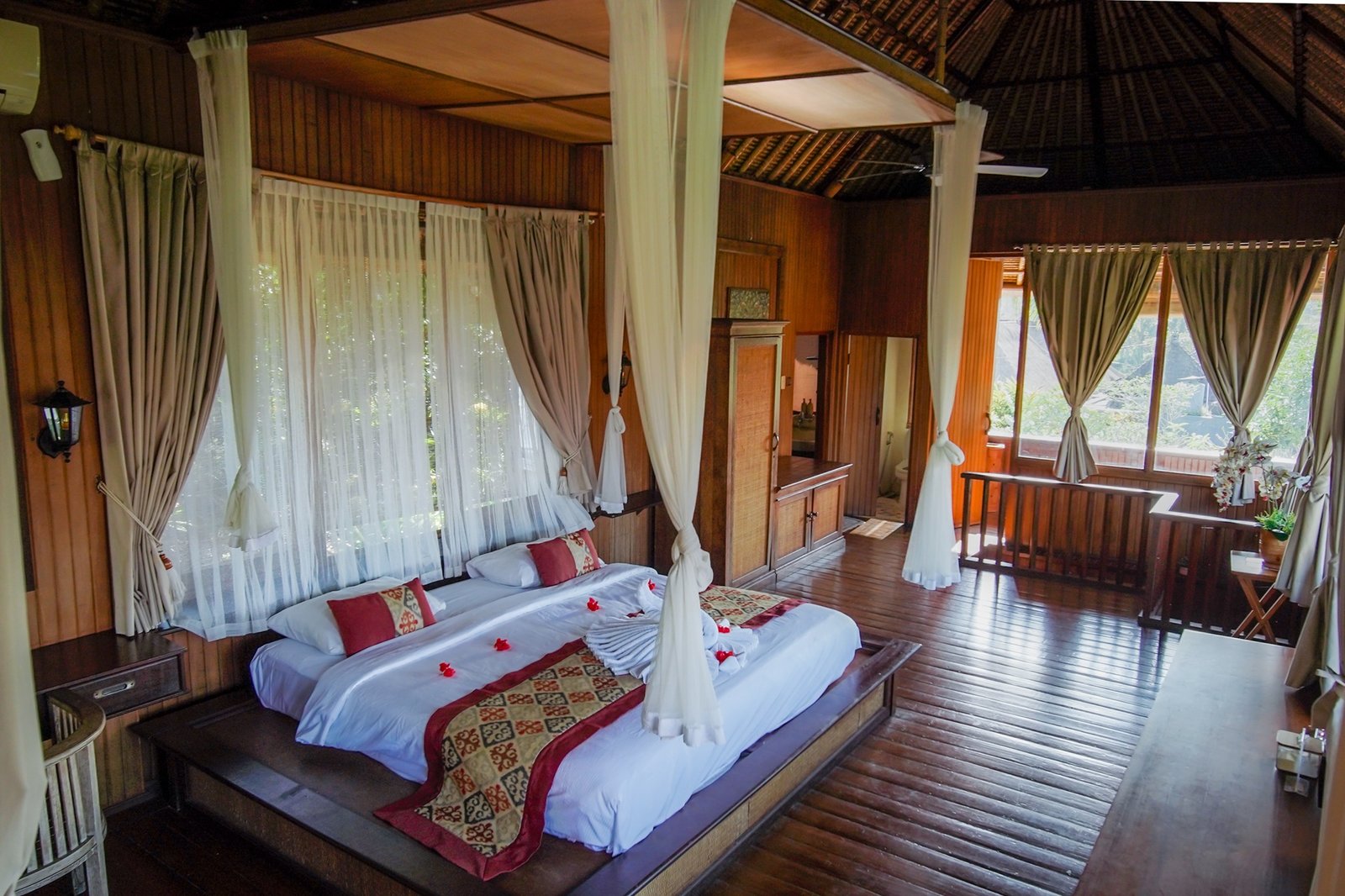 Villa Sujati Bedroom
