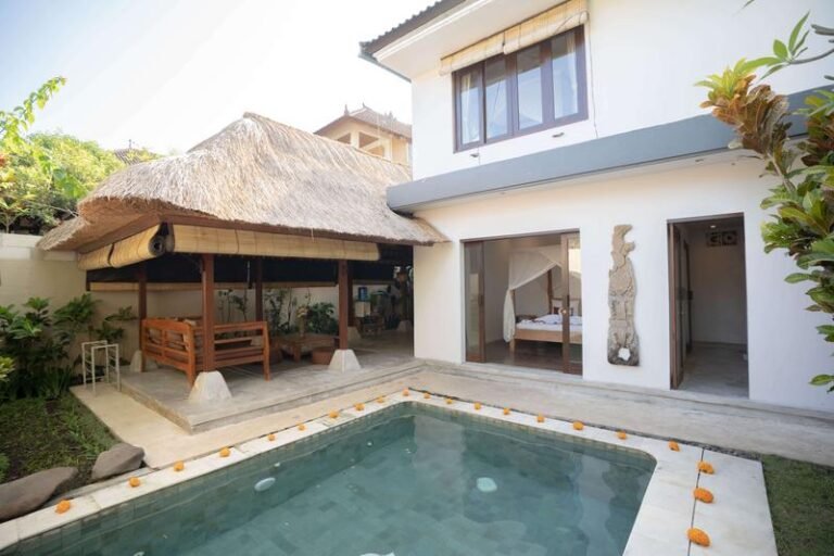 Modern villa with pool and garden called Sayang Bunga Ubud