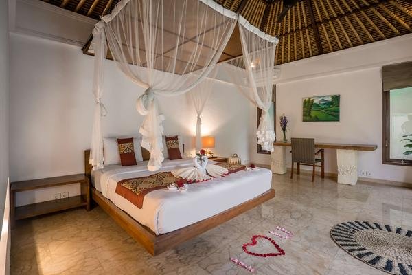 Sayang Garden & Pool Villa Bedroom